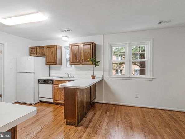 6739 Fairfax Road 7, Chevy Chase MD 20815