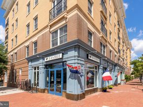 525 N Fayette Street 119, Alexandria VA 22314
