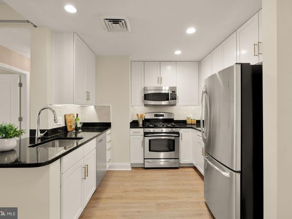 525 N Fayette Street 119, Alexandria VA 22314