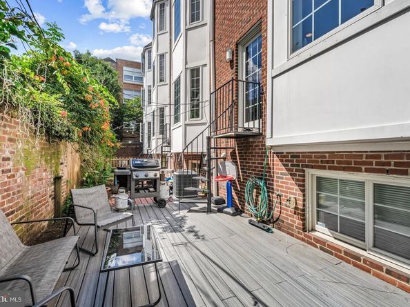 116 Quarry Street, Philadelphia PA 19106