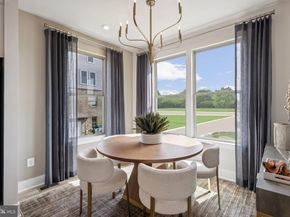 2180 Glacier Road, Herndon VA 20170