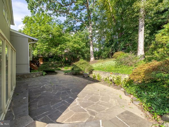 9213 Friars Road, Bethesda MD 20817