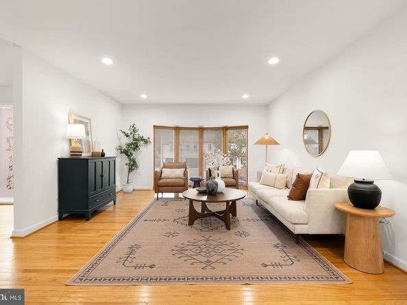 9213 Friars Road, Bethesda MD 20817