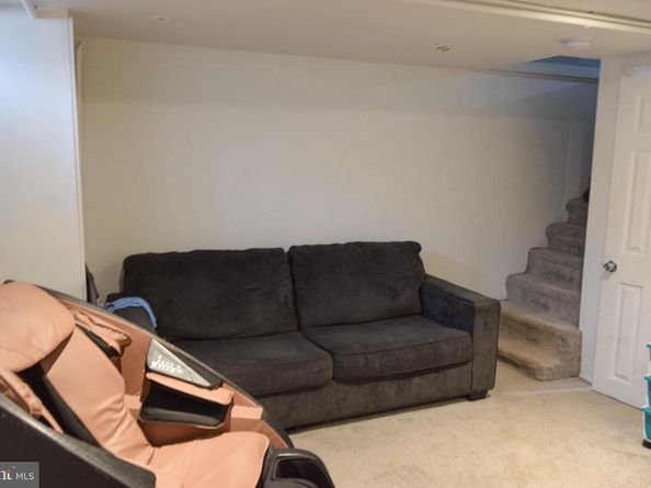1152 E Sharpnack Street, Philadelphia PA 19150