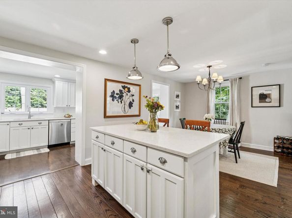 117 Debaran Lane, Bryn Mawr PA 19010