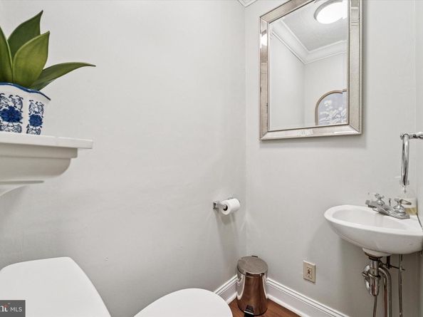 117 Debaran Lane, Bryn Mawr PA 19010