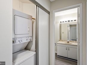 1964 Villaridge Drive, Reston VA 20191