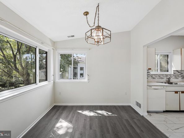 1964 Villaridge Drive, Reston VA 20191