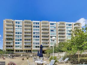 1435 4TH Street SW B609, Washington DC 20024