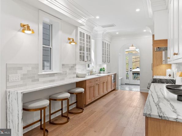 2460 Ontario Road NW, Washington DC 20009