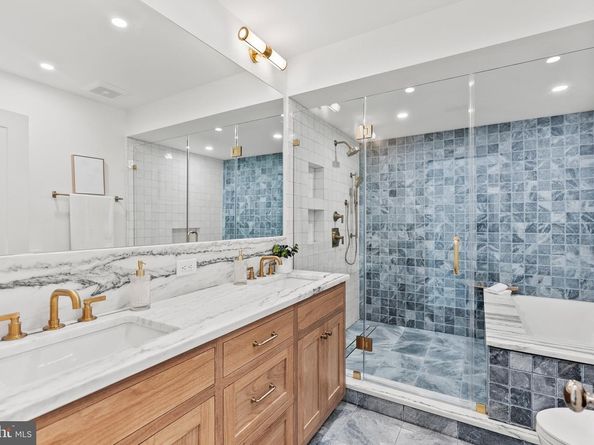2460 Ontario Road NW, Washington DC 20009
