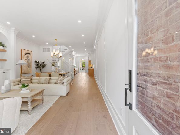 2460 Ontario Road NW, Washington DC 20009