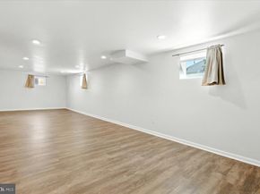 2012 S Lincoln Street, Arlington VA 22204