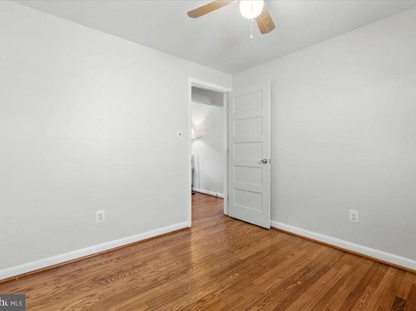2012 S Lincoln Street, Arlington VA 22204