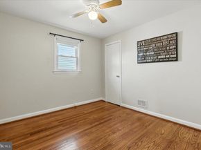 2012 S Lincoln Street, Arlington VA 22204