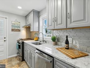 2012 S Lincoln Street, Arlington VA 22204