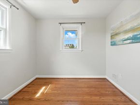 2012 S Lincoln Street, Arlington VA 22204