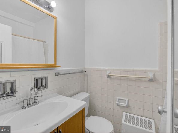 1711 Massachusetts Avenue NW 825, Washington DC 20036