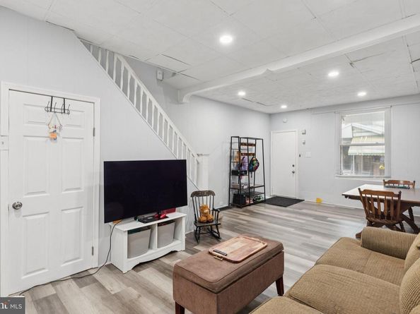 2743 N Newkirk Street, Philadelphia PA 19132