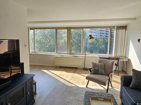 1210 N Taft Street 710, Arlington VA 22201