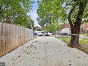 141 Lynhaven Drive, Alexandria VA 22305