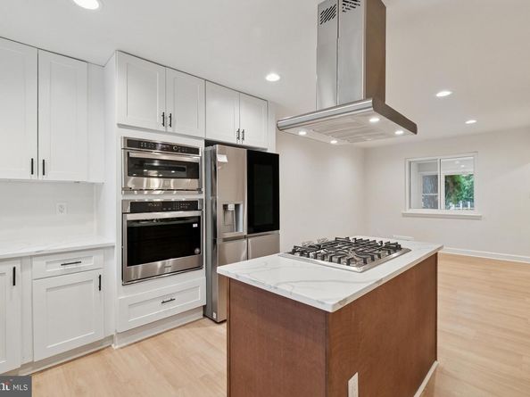 141 Lynhaven Drive, Alexandria VA 22305