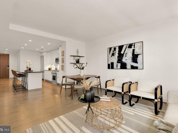 45 Sutton Square SW 303, Washington DC 20024