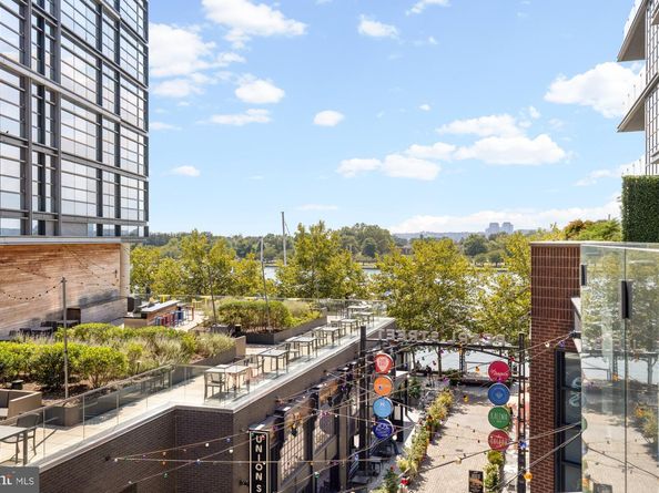 45 Sutton Square SW 303, Washington DC 20024