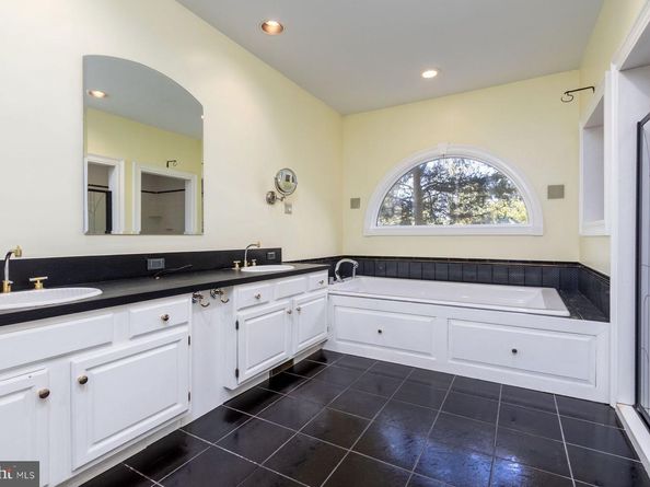 1659 Wrightstown Road, Newtown PA 18940