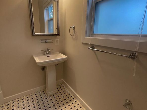 407 N Bryan Street, Arlington VA 22201