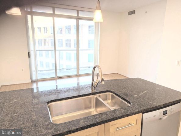 820 N Pollard Street 810, Arlington VA 22203