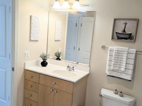 820 N Pollard Street 810, Arlington VA 22203