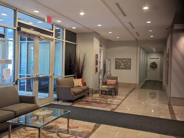 820 N Pollard Street 810, Arlington VA 22203