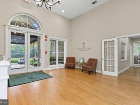 1517 Lincoln Way 304A, Mclean VA 22102