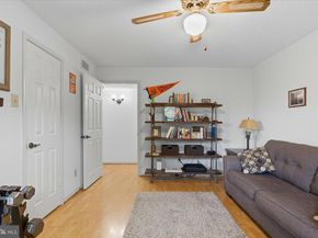 1517 Lincoln Way 304A, Mclean VA 22102