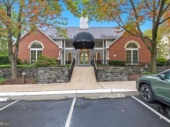 1517 Lincoln Way 304A, Mclean VA 22102