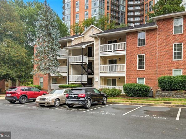 1517 Lincoln Way 304A, Mclean VA 22102