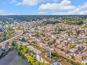 4413 Baker Street, Philadelphia PA 19127