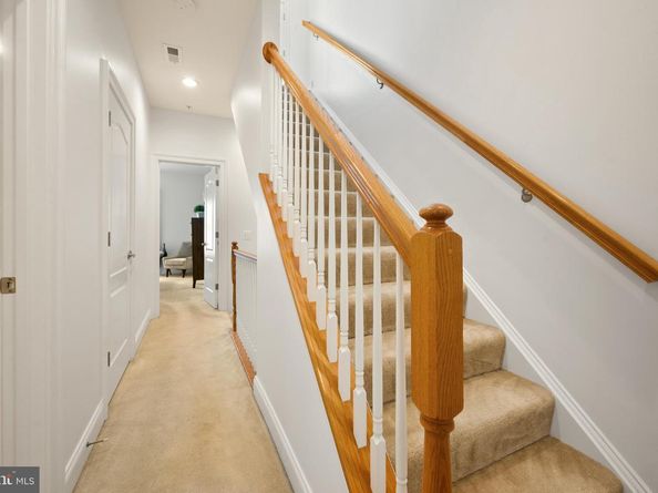4340 N Henderson Road, Arlington VA 22203