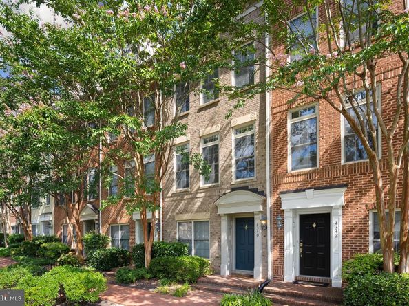 4340 N Henderson Road, Arlington VA 22203