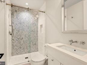 2025 Hillyer Place NW 4, Washington DC 20009