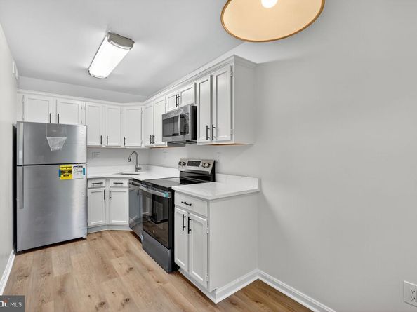 1741 N Troy Street 8428, Arlington VA 22201