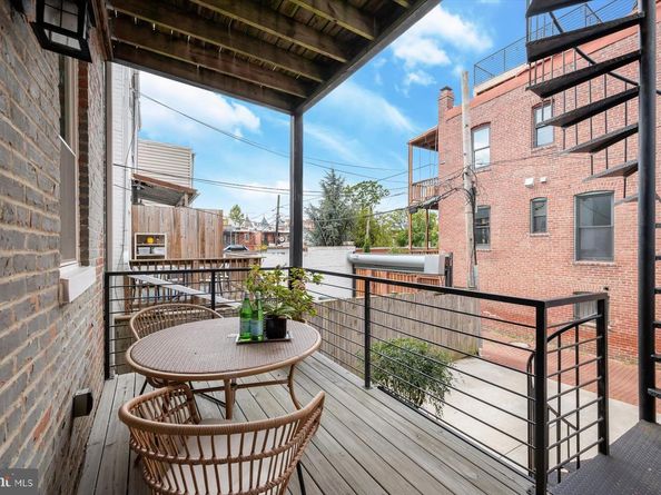 2128 1st Street NW 1, Washington DC 20001