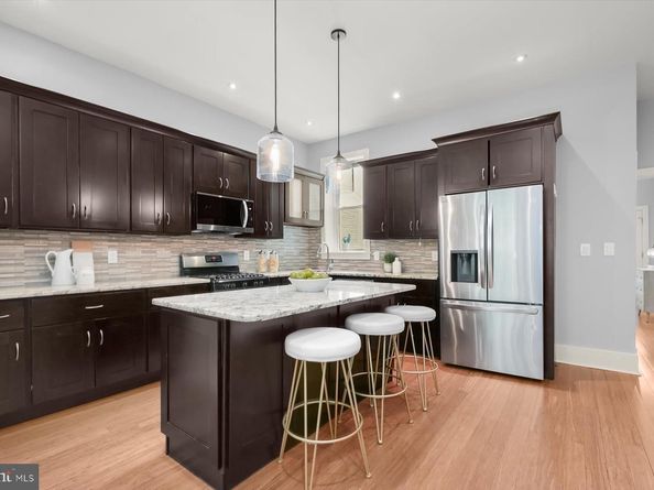 2128 1st Street NW 1, Washington DC 20001