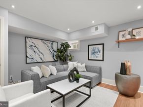 2128 1st Street NW 1, Washington DC 20001