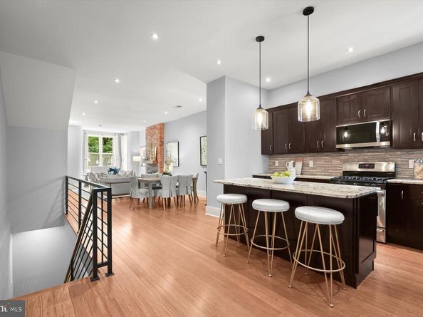 2128 1st Street NW 1, Washington DC 20001