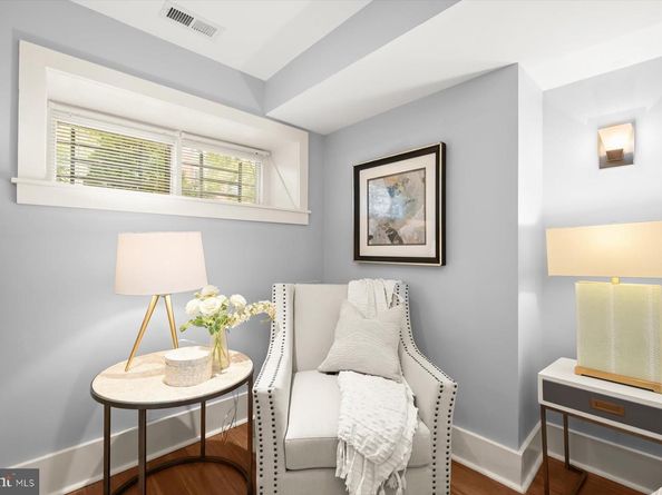 2128 1st Street NW 1, Washington DC 20001