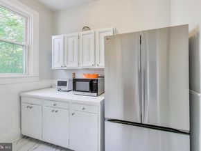 1302 Floral Street NW, Washington DC 20012