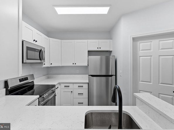 4551 Strutfield Lane 4111, Alexandria VA 22311