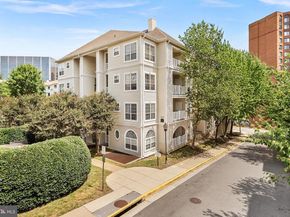 4551 Strutfield Lane 4111, Alexandria VA 22311
